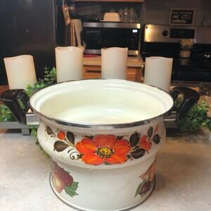 Vintage 70’s Pan Sankoware Orange Poppy Skillet Enamel 10”